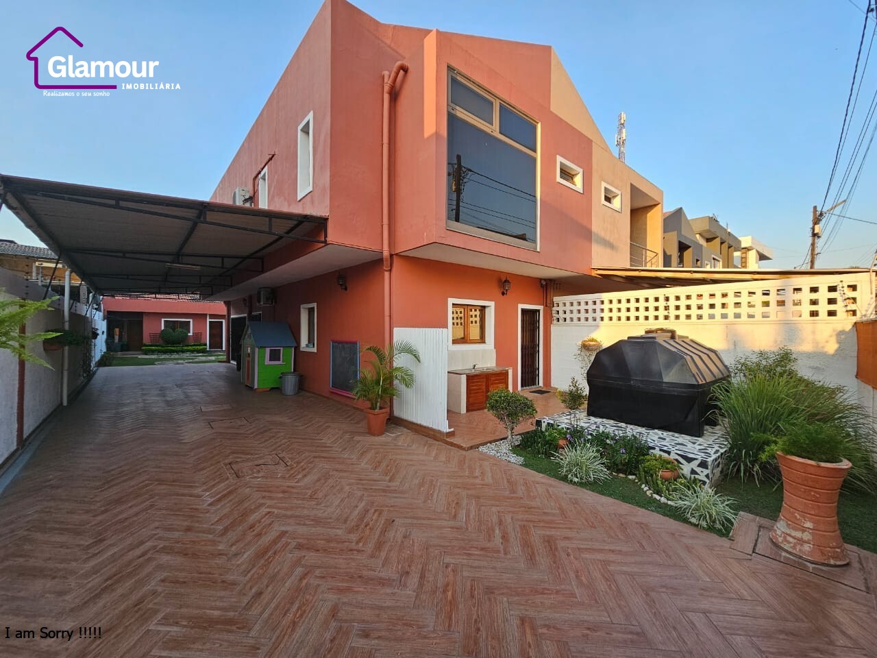  VENDE-SE | Moradia T3 Moderna no Triunfo Novo
