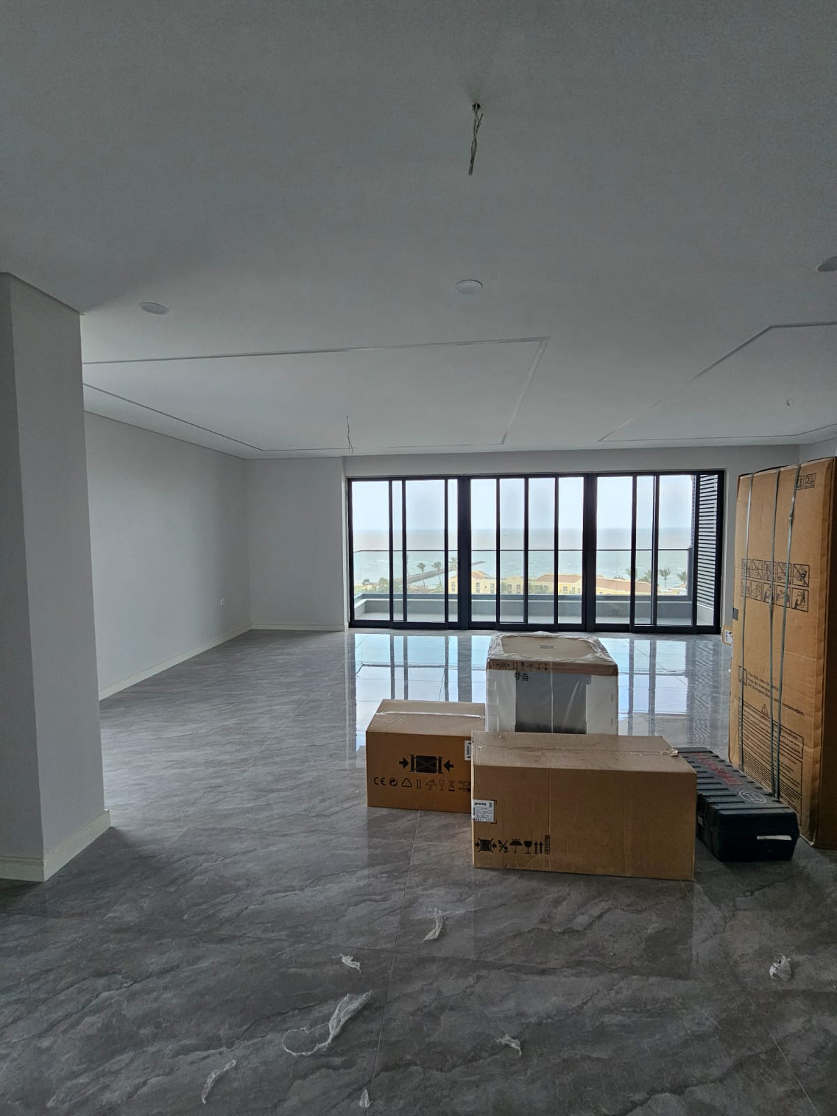 Apartamento T5 com Vista ao Mar